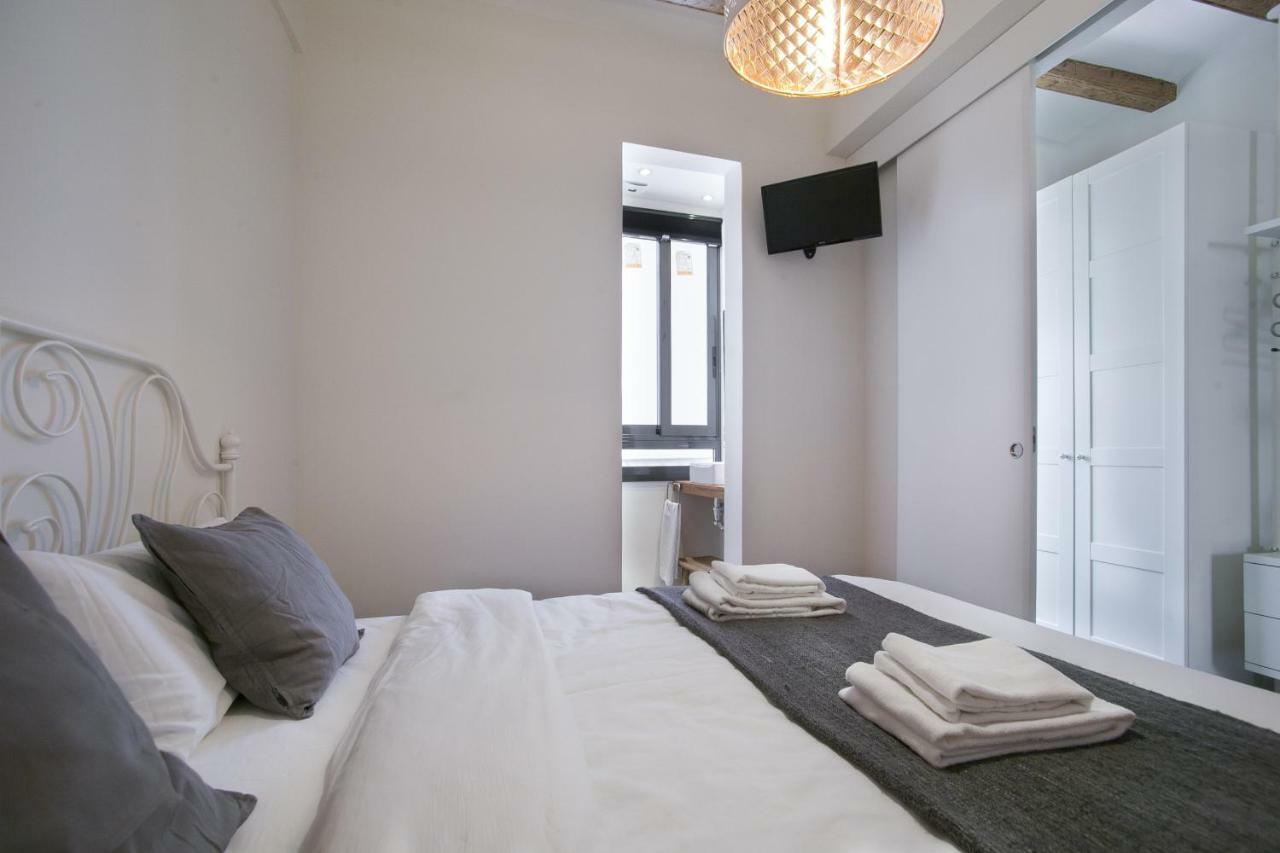 Tendency Apartments - Sagrada Familia Барселона Екстериор снимка